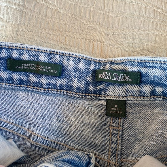 Ripped jeans - Picture 4 of 5